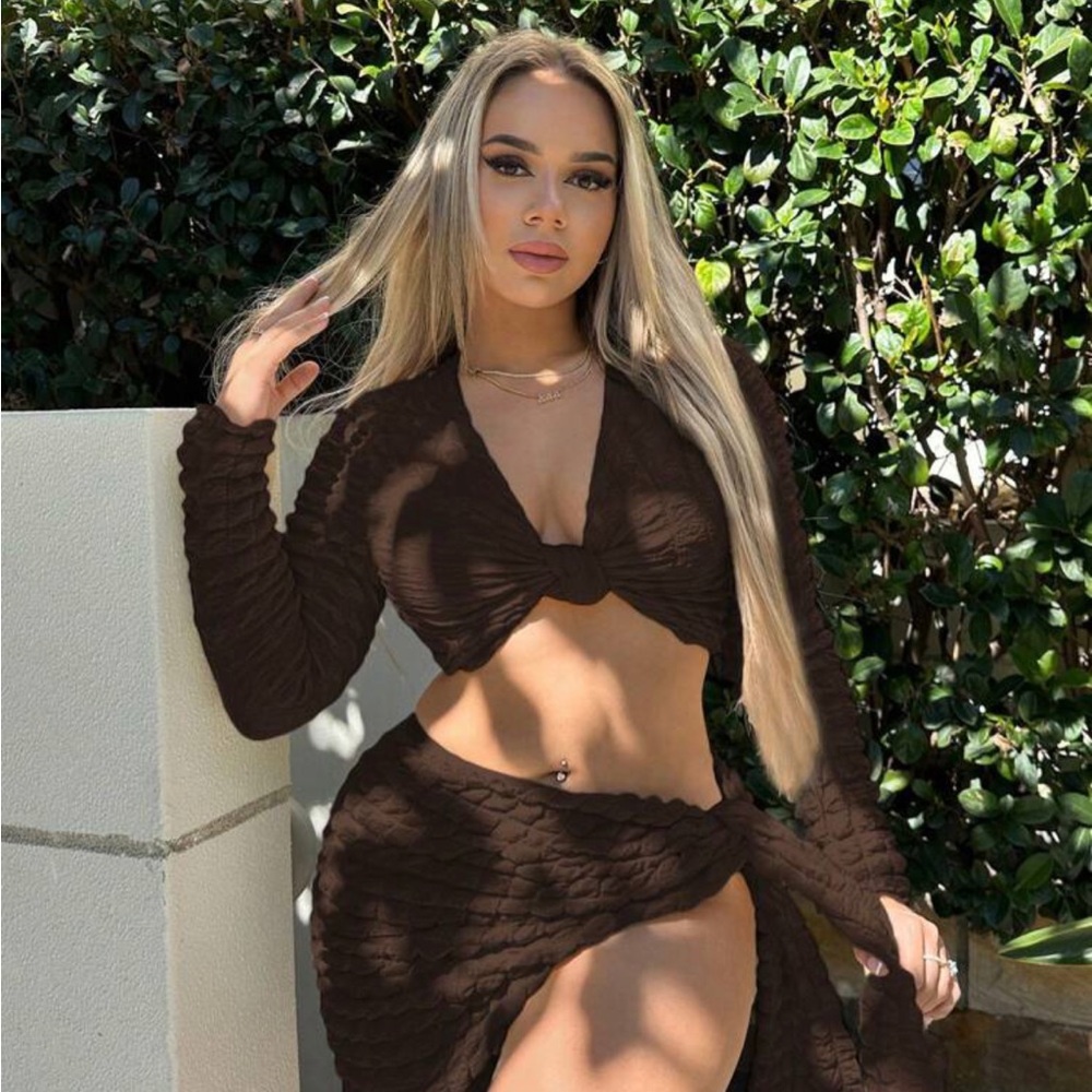 SHEIN TOFFEE BROWN SOLID CROP TOP & KNOT SIDE SKIRT